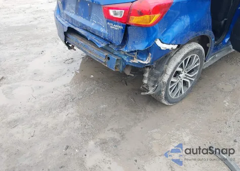 2016 Mitsubishi Outlander Sport 2.0 Es z USA, uszkodzony, nr VIN JA4AR3AU4GZ052194